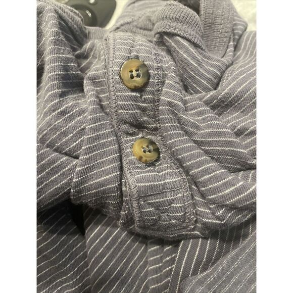 Marine Layer Double Knit Henley Men’s Medium Gray Stripes Long Sleeve Flaw Faded - Picture 5 of 7